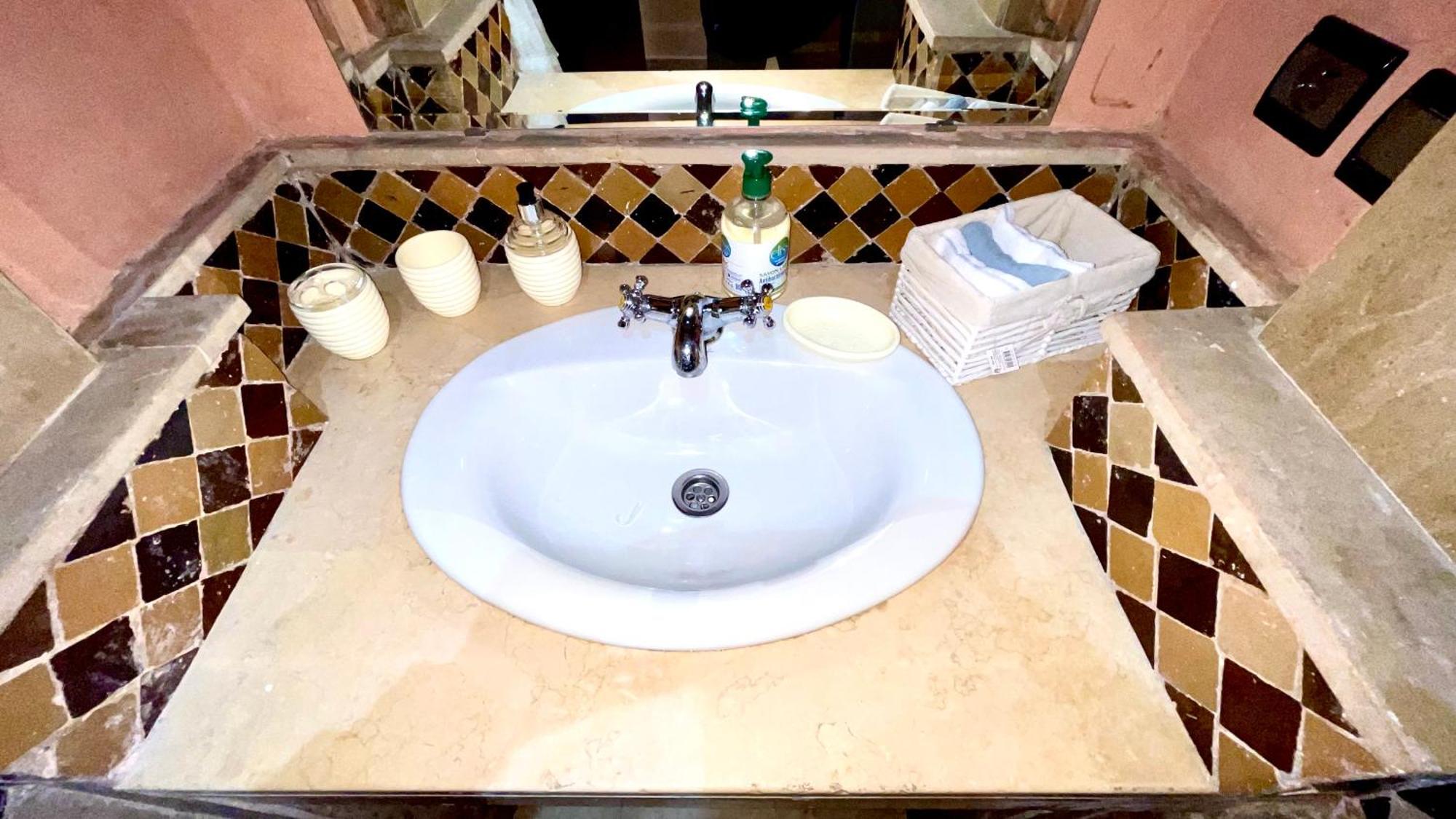 Perle En Plein Gueliz Apartment Marrakesh Exterior photo